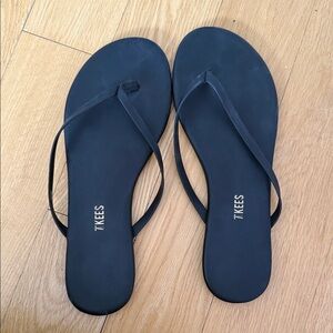 TKEES Black Women's Sandals